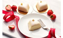 Heart-Shaped Cheesecake (Individual)